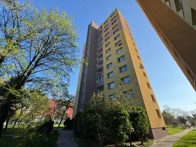 Na predaj 3-izbový byt, 72 m², Bratislava-Podunajské Biskupice