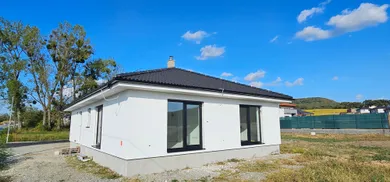 Domy na sprzedaż, Ruskov · €299 000