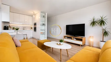 Byty na predaj 3-izbový, Bratislava-Petržalka · €359 900