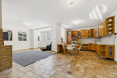 Mieszkania na sprzedaż, 5-pokojowe, Bratislava-Staré Mesto · €650 000