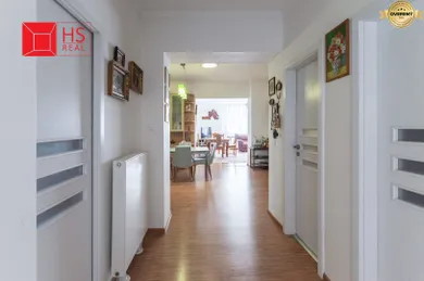 Na predaj 5-izbový dom, 167 m², Nové Zámky, Komjatická