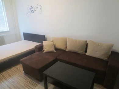 Na predaj 1-izbový byt, 29 m², Trenčín, Saratovská