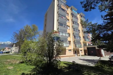 Mieszkania na sprzedaż, 2-pokojowe, Svit · €139 990