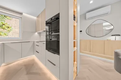 Na predaj 3-izbový byt, 92 m², Bratislava-Petržalka, Haanova