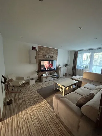 Квартиры на продажу, 3-комнатные, Trebišov · €133 500