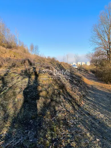Na predaj pozemok v Považská Bystrica · €73 800 · Pôvodný stav