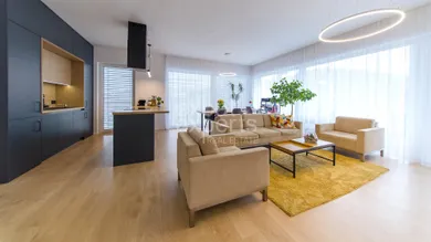 Na prenájom 4-izbový byt, 110 m², Bratislava-Nové Mesto, Jaskový rad