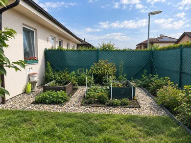 Na predaj 4-izbový dom, 103 m², Láb