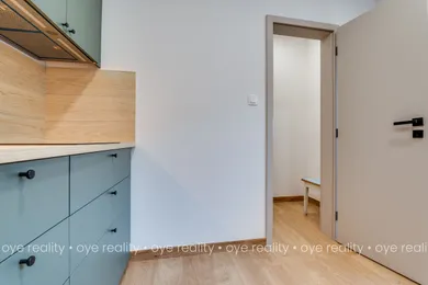 Na prenájom 2-izbový byt, 66 m², Komárno, Hrnčiarska