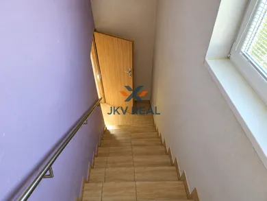 Na predaj 5-izbový byt, 398 m², Hlohovec, Fraňa Kráľa