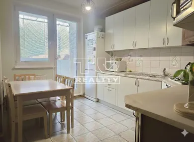 Mieszkania na sprzedaż, 3-pokojowe, Košice-Juh · €249 999