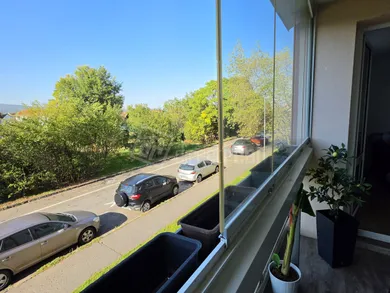 Na predaj 4-izbový byt, 80 m², Bratislava-Vajnory, Tomanova