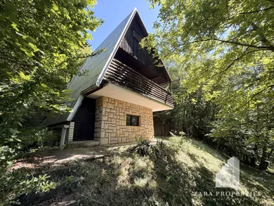 Na prenájom rekreačný dom v Púchov · €200 · Pôvodný stav