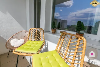 Na prenájom 2-izbový byt, 62 m², Bratislava-Petržalka, Medveďovej