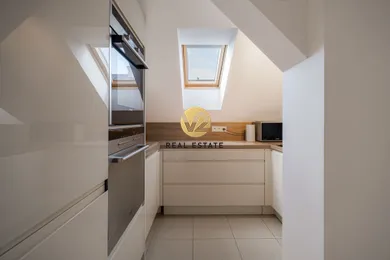 Na prenájom 3-izbový byt, 150 m², Nitra, Štefánikova trieda