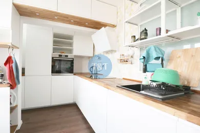 Na prenájom 4-izbový byt, 75 m², Bratislava-Karlova Ves, Púpavová