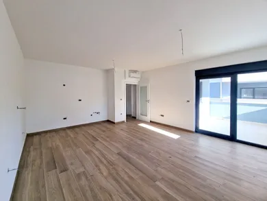 Na predaj 3-izbový byt, 65 m²