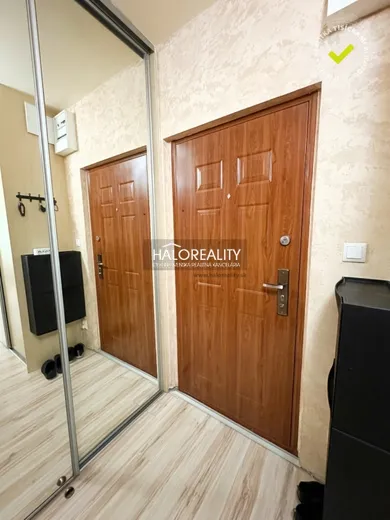 Na predaj 2-izbový byt, 48 m², Bratislava-Petržalka