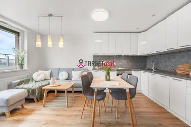 Na predaj 2-izbový byt, 43 m², Bratislava-Nové Mesto, Nobelova