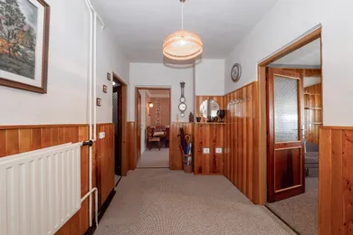 Na predaj 5-izbový dom, 200 m², Medzev