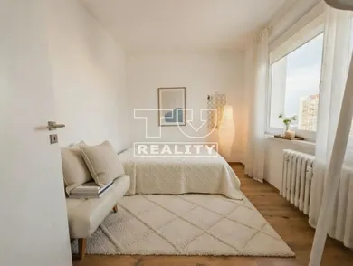 Na predaj 4-izbový byt, 77 m², Bratislava-Podunajské Biskupice