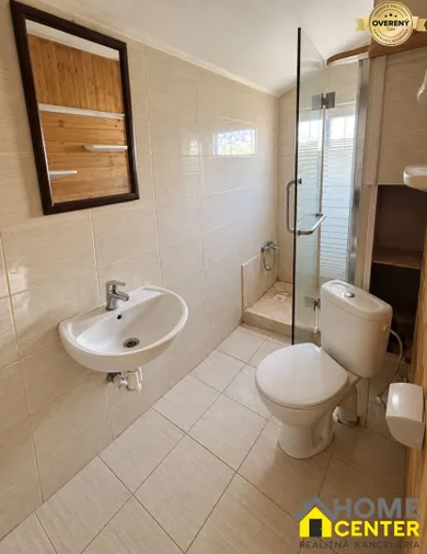 Na predaj pozemok, 255 m², Komárno
