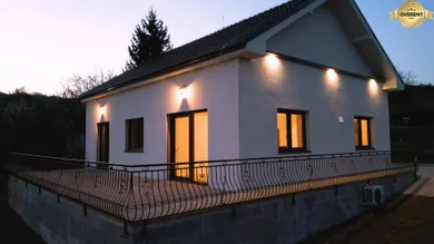 Na predaj 4-izbový dom, Nova Bana, Kolibska cesta