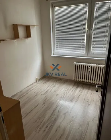 Mieszkania na wynajem, 3-pokojowe, Košice-Západ · €800