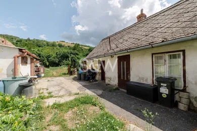 Na predaj pozemok, 126 m², Bratislava-Devín, Kremeľská