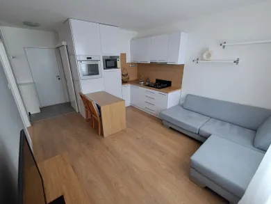 Mieszkania na wynajem, 1-pokojowe, Žilina · €550
