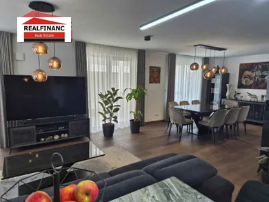 Na predaj 4-izbový byt, 157 m², Trnava, Hviezdoslavova