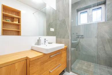 Na predaj 2-izbový byt, 348 m², Trenčín
