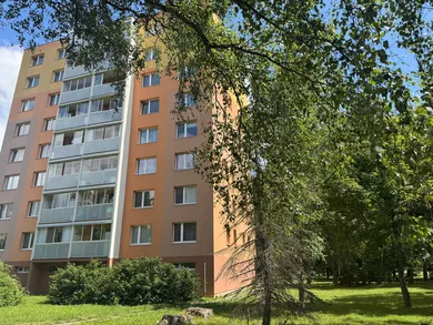 Na prenájom 4-izbový byt, 76 m², Poprad, Partizánska