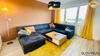 Na predaj 4-izbový byt, 84 m², Žiar nad Hronom, Hviezdoslavova