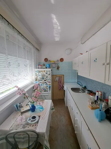 Na predaj 3-izbový byt, 64 m², Komárno, Košická ul.