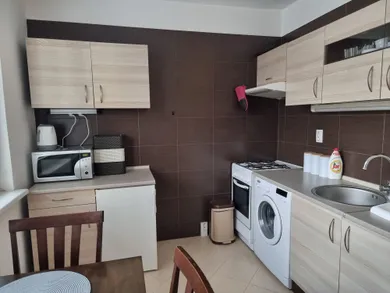 Mieszkania na wynajem, 1-pokojowe, Nitra · €580