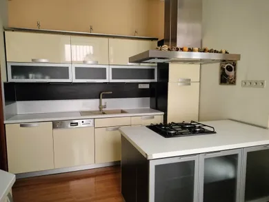 Na predaj 3-izbový byt, 125 m², Košice-Staré Mesto, Rooseveltova