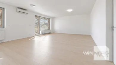 Na predaj 4-izbový byt, 131 m², Piešťany, Nálepkova