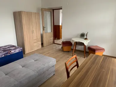 Mieszkania na wynajem, 1-pokojowe, Martin · €260