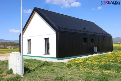Na predaj 4-izbový dom, 88 m², Horňany