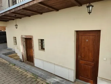 Lokale komercyjne na wynajem, Trnava · €160