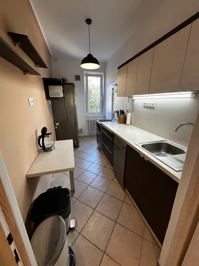 Na prenájom 3-izbový byt, 78 m², Bratislava-Ružinov, Mesačná
