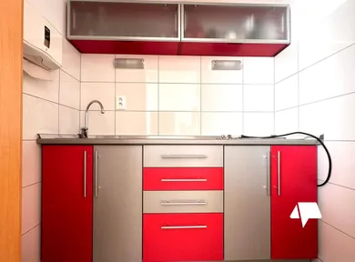 Na prenájom objekt, 229 m², Hlohovec, Nitrianska