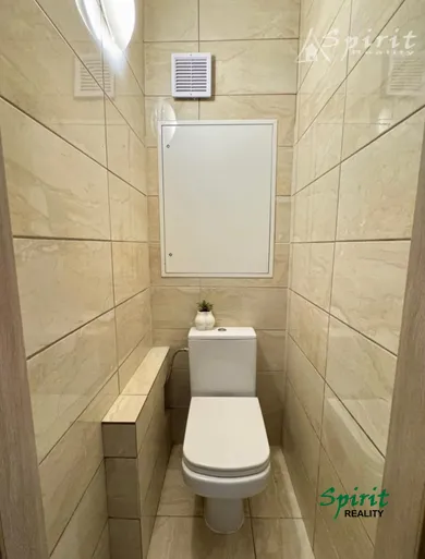 Na prenájom 1-izbový byt, 36 m², Bratislava-Vrakuňa, Hronská