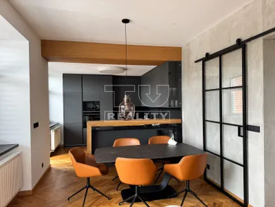 Na prenájom 3-izbový byt, 88 m², Žilina
