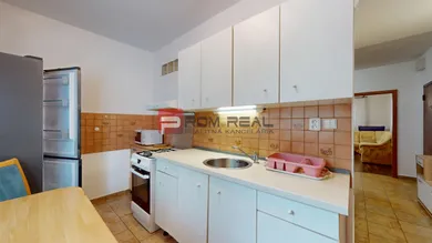 Na prenájom byt v Bratislava-Ružinov · €620 · Čiastočná rekonštrukcia