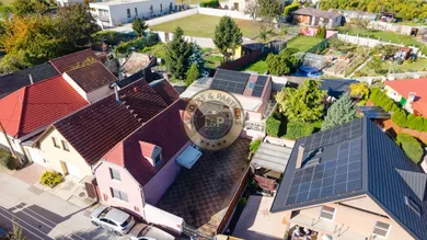 Domy na sprzedaż, 6-pokojowe, Senec · €296 000