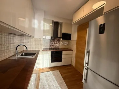Na prenájom 4-izbový byt, 97 m², Bratislava-Karlova Ves, Staré Grunty