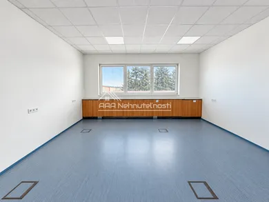 Komerčné priestory na prenájom, Košice-Juh · €210