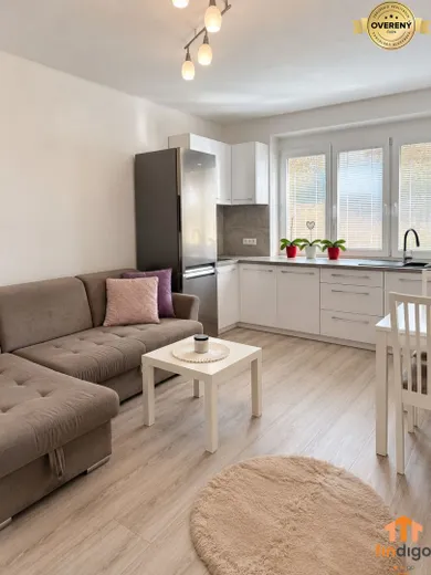 Byty na prenájom 3-izbový, Nitra · €570